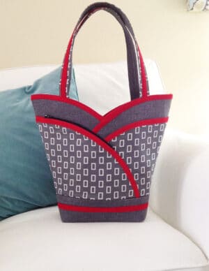 Free! Petal Pockets Cosmetic Bag - Image 3