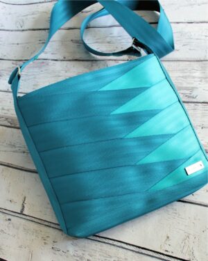 Seat Belt Series: The Roundabout Bag Sewing Pattern